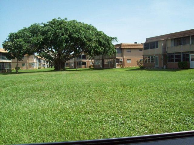 347 Flanders H H, Delray Beach, FL 33484