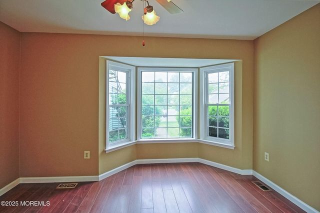 2A Bristol Court, Monroe, NJ 08831
