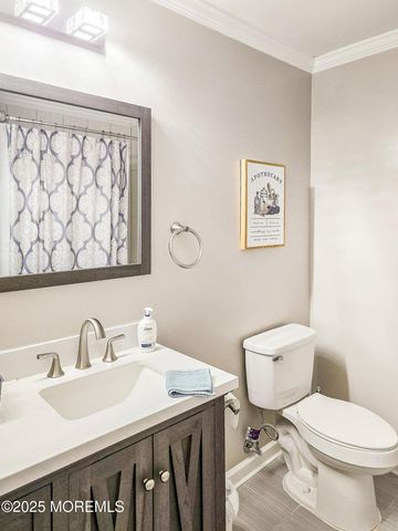 2A Bristol Court, Monroe, NJ 08831