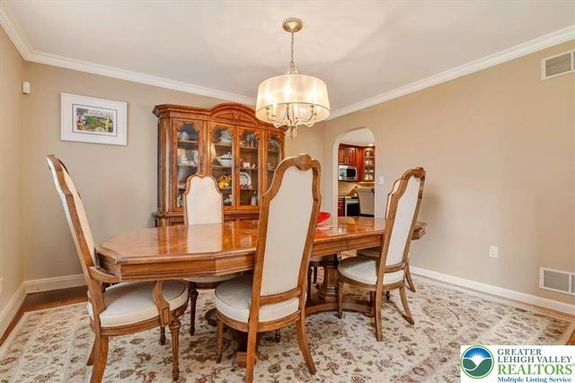 1376 Buck Ridge Drive, Hamilton Twp, PA 18360