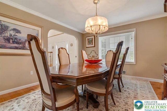 1376 Buck Ridge Drive, Hamilton Twp, PA 18360