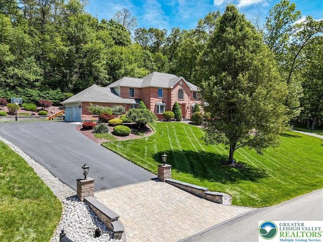 1376 Buck Ridge Drive, Hamilton Twp, PA 18360