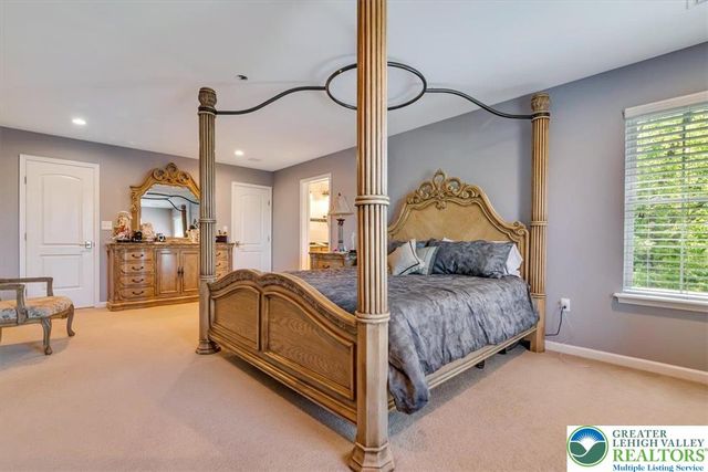 1376 Buck Ridge Drive, Hamilton Twp, PA 18360