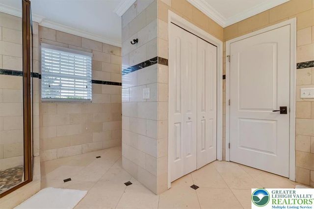 1376 Buck Ridge Drive, Hamilton Twp, PA 18360