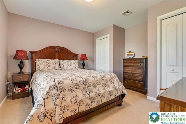 1376 Buck Ridge Drive, Hamilton Twp, PA 18360