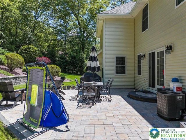 1376 Buck Ridge Drive, Hamilton Twp, PA 18360