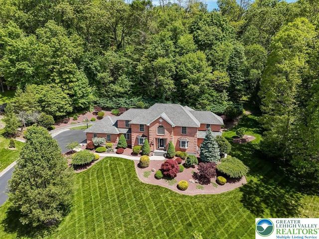 1376 Buck Ridge Drive, Hamilton Twp, PA 18360