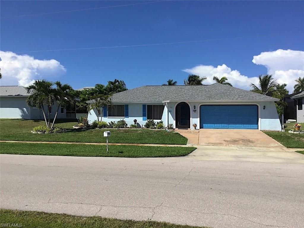 130 Bermuda RD, MARCO ISLAND, FL 34145 — exterior