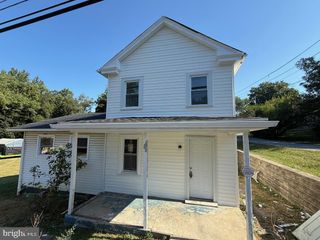 200 ROTHWELL AVE, Martinsburg, WV 25404