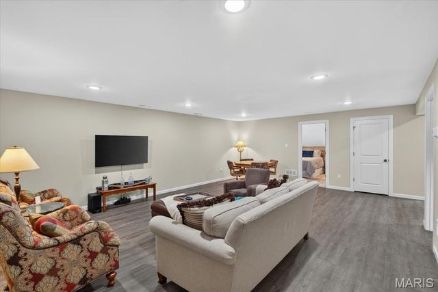 656 Moffett Laurel Drive, Lake St Louis, MO 63367