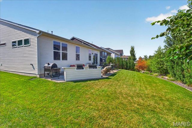 656 Moffett Laurel Drive, Lake St Louis, MO 63367