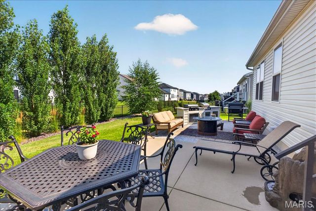 656 Moffett Laurel Drive, Lake St Louis, MO 63367