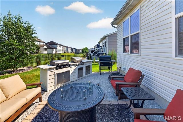 656 Moffett Laurel Drive, Lake St Louis, MO 63367