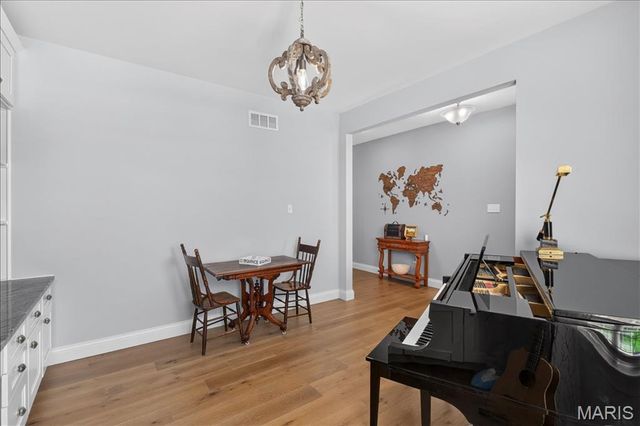 656 Moffett Laurel Drive, Lake St Louis, MO 63367