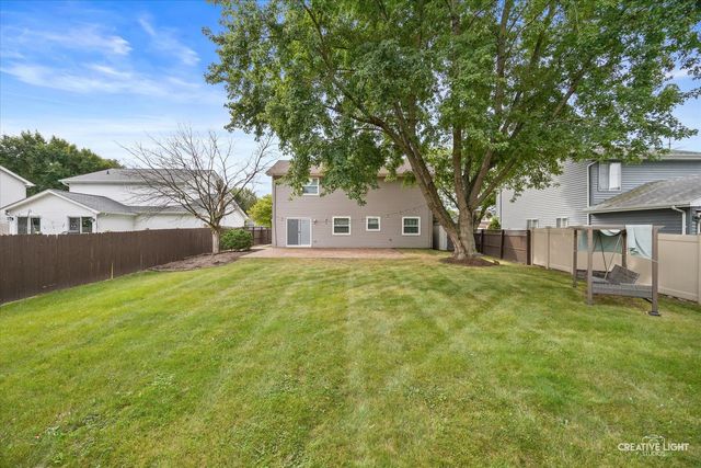 2960 Middlebury Court, Aurora, IL 60504