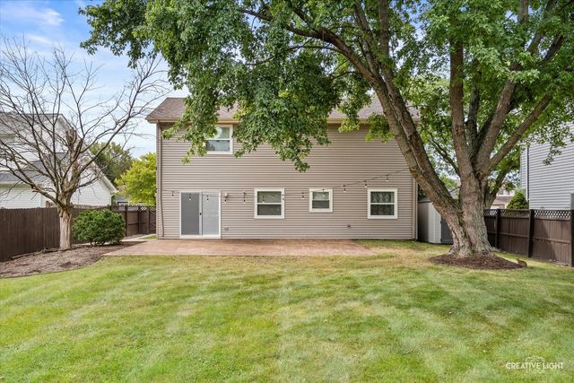 2960 Middlebury Court, Aurora, IL 60504