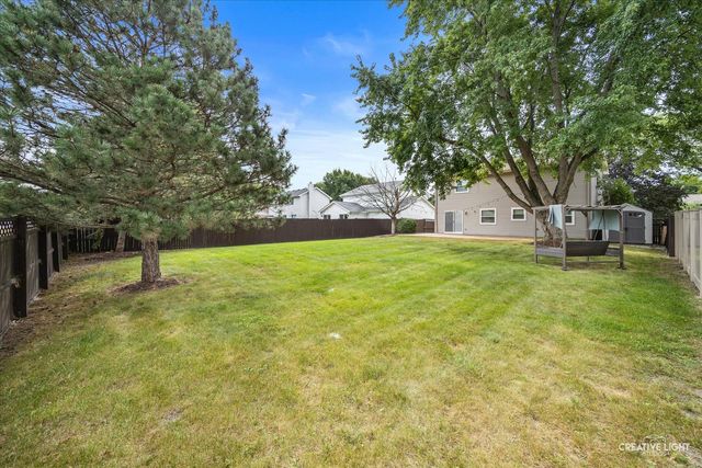 2960 Middlebury Court, Aurora, IL 60504