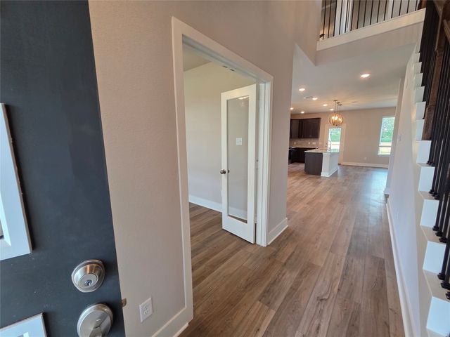 8009 Townsend Drive, Waco, TX 76708