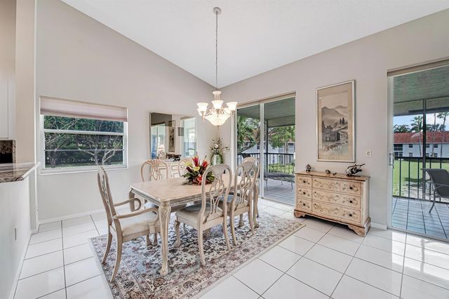 7384 Lake Meadow Way 201, Boynton Beach, FL 33437