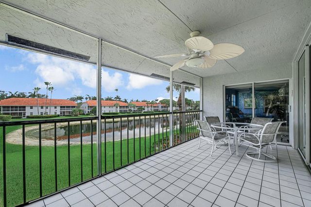 7384 Lake Meadow Way 201, Boynton Beach, FL 33437