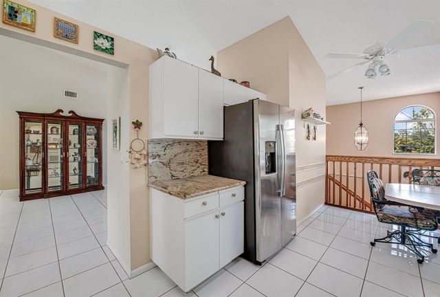 7384 Lake Meadow Way 201, Boynton Beach, FL 33437