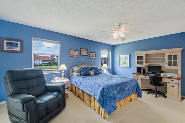 7384 Lake Meadow Way 201, Boynton Beach, FL 33437