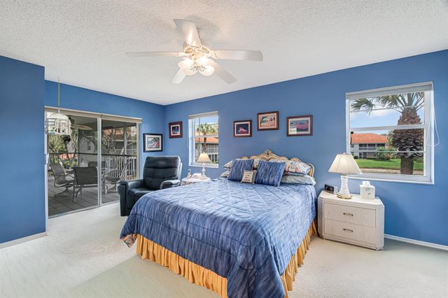 7384 Lake Meadow Way 201, Boynton Beach, FL 33437