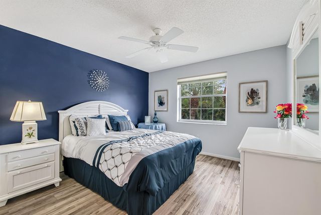 7384 Lake Meadow Way 201, Boynton Beach, FL 33437