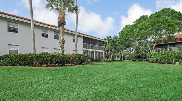 7384 Lake Meadow Way 201, Boynton Beach, FL 33437