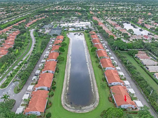 7384 Lake Meadow Way 201, Boynton Beach, FL 33437