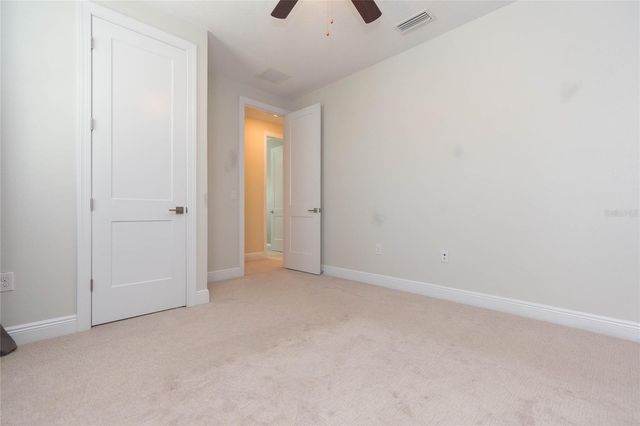 3621 W DE LEON STREET, Tampa, FL 33609