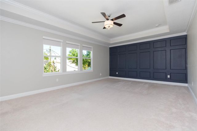 3621 W DE LEON STREET, Tampa, FL 33609