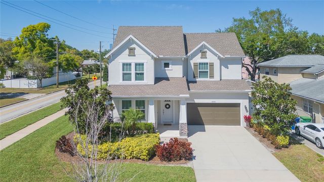 3621 W DE LEON STREET, Tampa, FL 33609