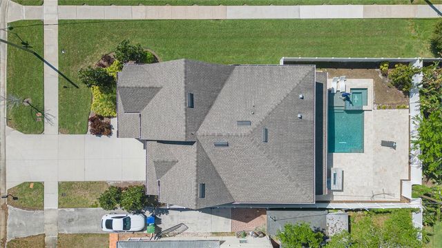 3621 W DE LEON STREET, Tampa, FL 33609