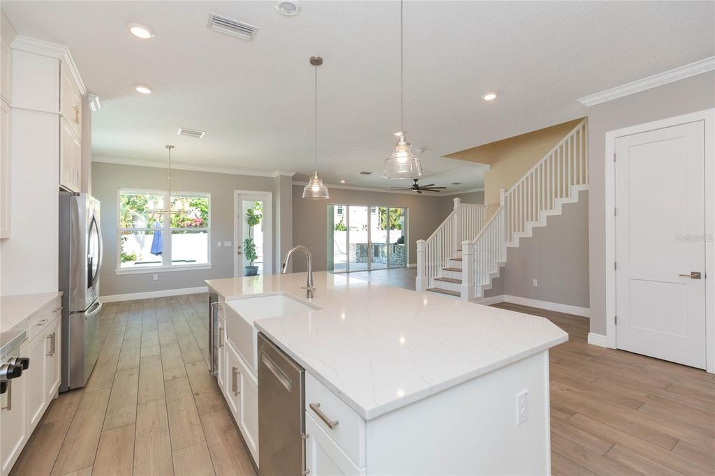 Image 11 of property listing at 3621 W DE LEON STREET, Tampa, FL 33609