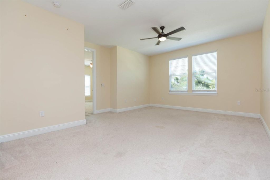 Image 21 of property listing at 3621 W DE LEON STREET, Tampa, FL 33609