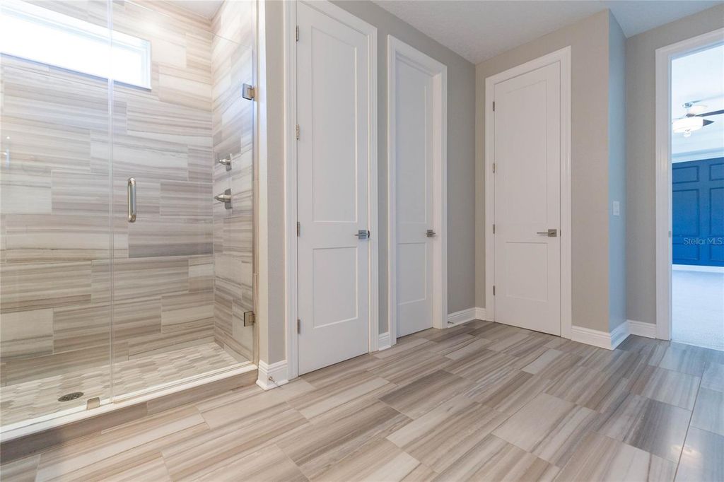 Image 43 of property listing at 3621 W DE LEON STREET, Tampa, FL 33609