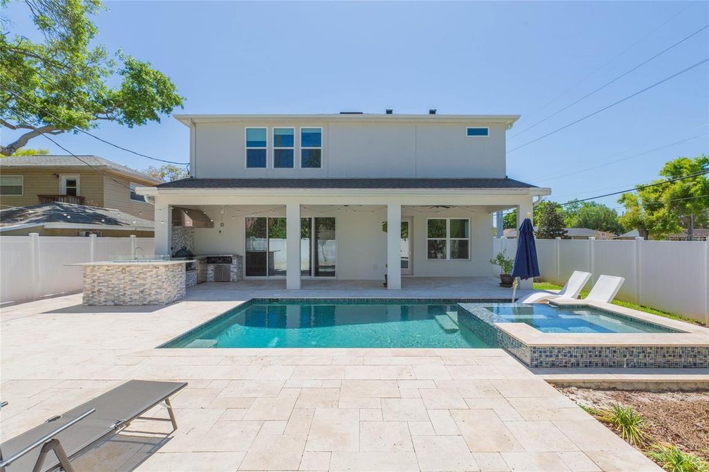 Image 50 of property listing at 3621 W DE LEON STREET, Tampa, FL 33609