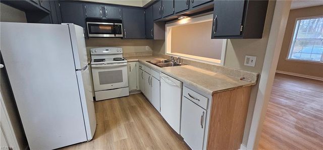 473 Gary Ave Apt 104, Virginia Beach, VA 23454