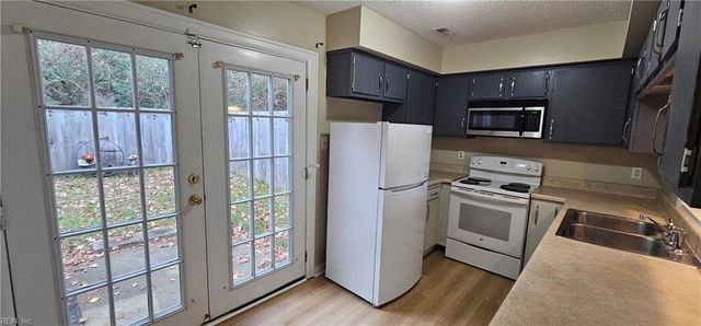 473 Gary Ave Apt 104, Virginia Beach, VA 23454