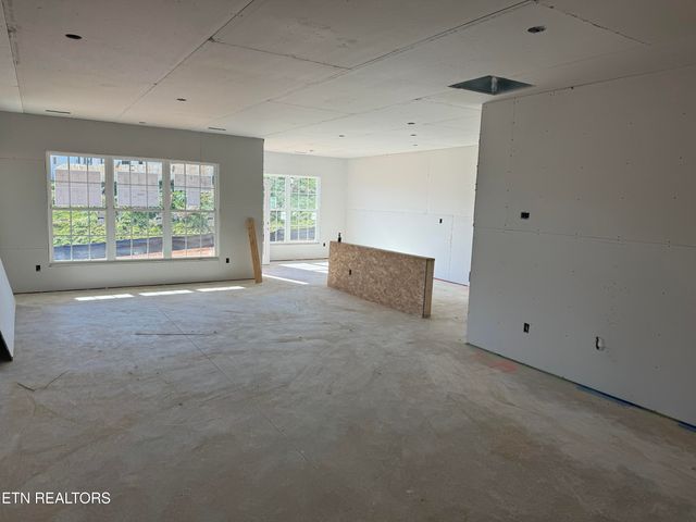 1540 Hickory Meadows Drive, Knoxville, TN 37932