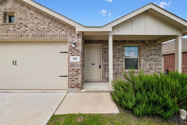 312 Ranchito Pass, Fort Worth, TX 76177