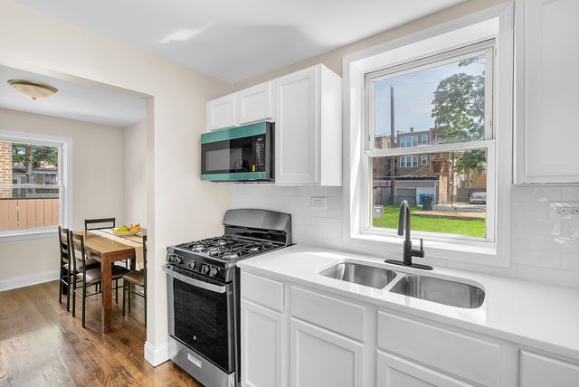 7319 S Talman Avenue, Chicago, IL 60629