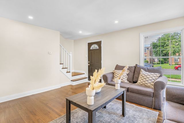 7319 S Talman Avenue, Chicago, IL 60629