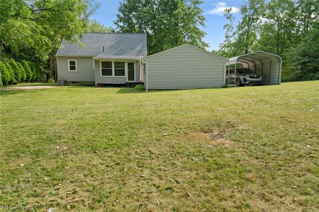 2134 Plymouth Drive, Uniontown, OH 44685
