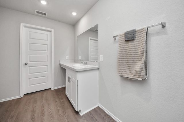 21738 Rustic River Ranch Avenue, Waller, TX 77484