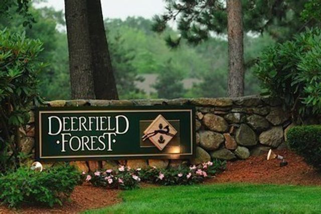 26 Walden Drive 4, Natick, MA 01760