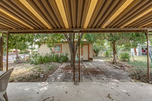1902 Calais, San Antonio, TX 78224
