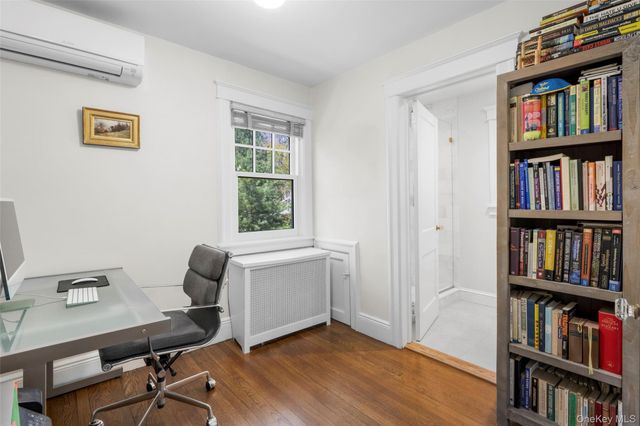 30 Kilmer Road, Larchmont, NY 10538