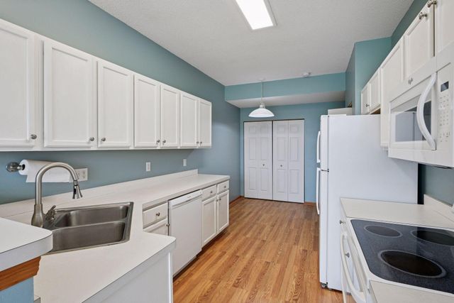 820 Princeton Avenue, Shakopee, MN 55379